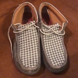 TwistedX driving Mocs